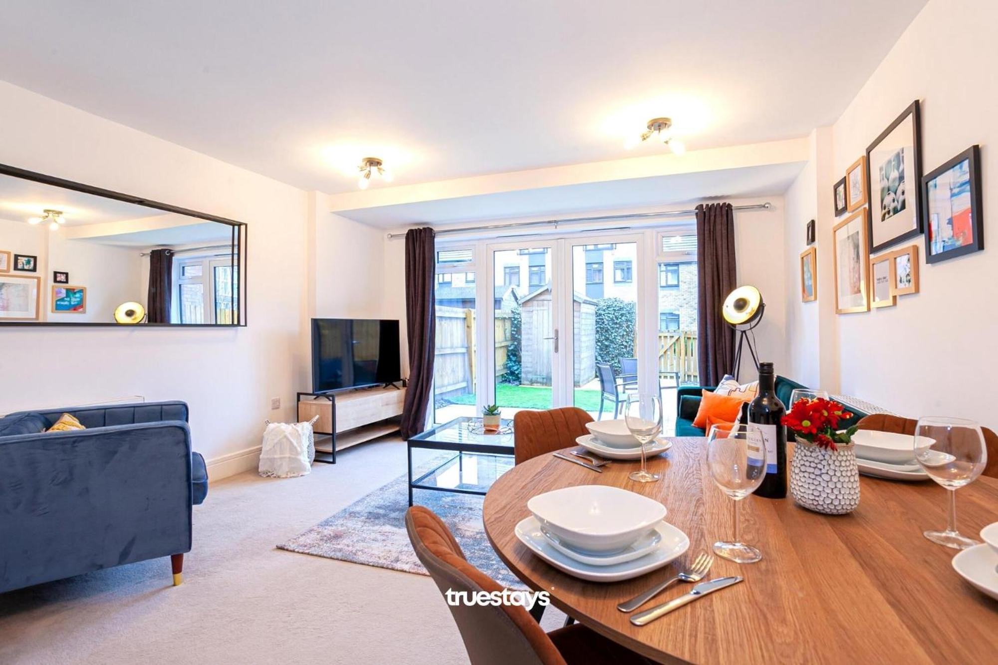 Ambassador House By Truestays - Luxury 4 Bedroom House In Stoke-On-Trent Etruria Екстер'єр фото