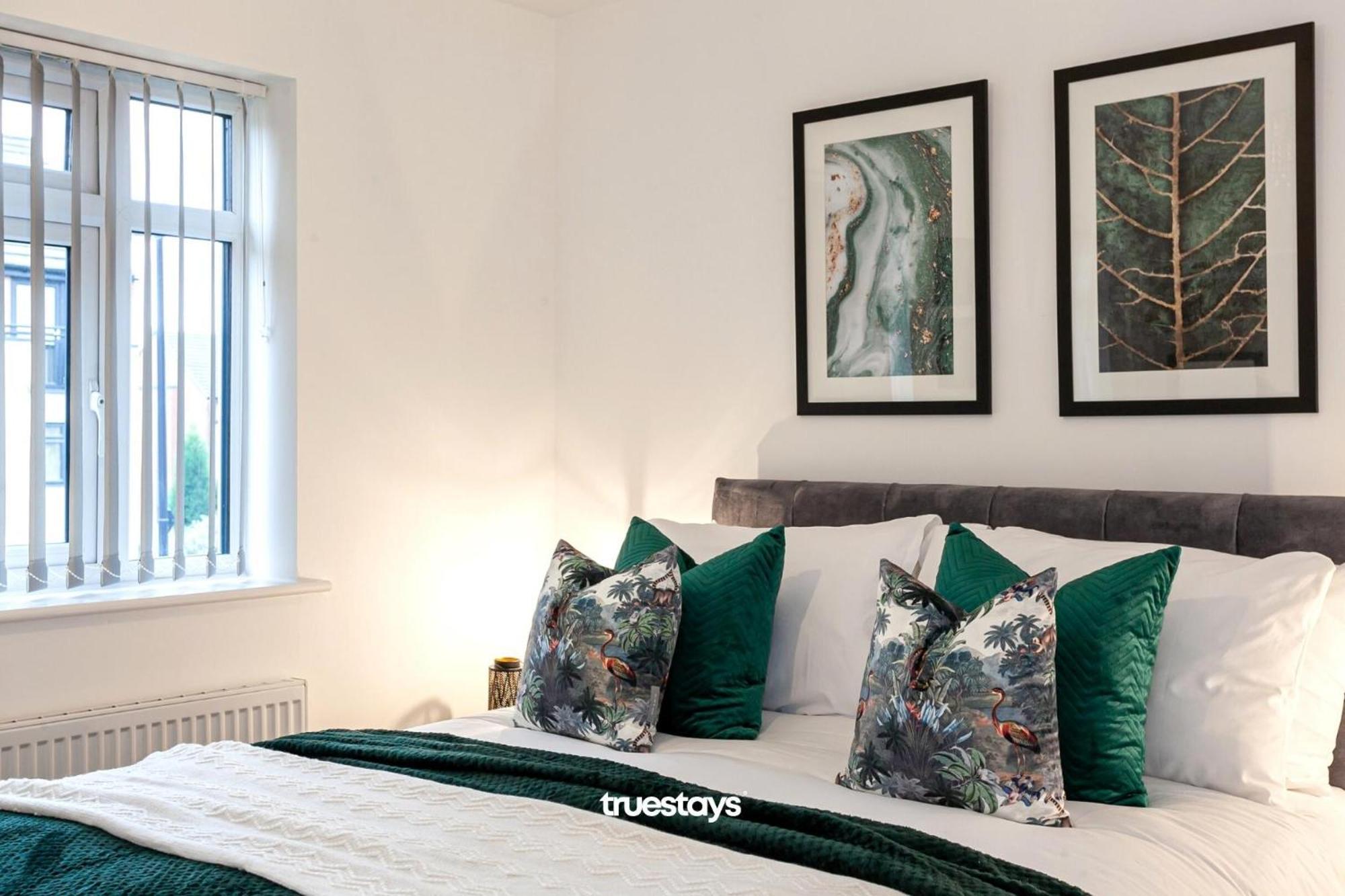 Ambassador House By Truestays - Luxury 4 Bedroom House In Stoke-On-Trent Etruria Екстер'єр фото