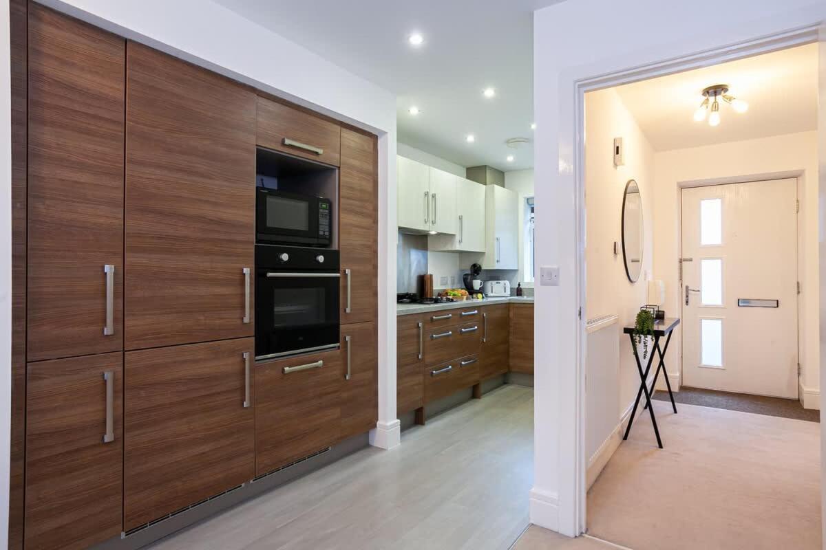 Ambassador House By Truestays - Luxury 4 Bedroom House In Stoke-On-Trent Etruria Екстер'єр фото