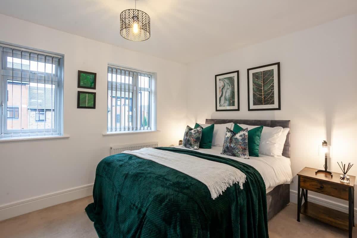 Ambassador House By Truestays - Luxury 4 Bedroom House In Stoke-On-Trent Etruria Екстер'єр фото