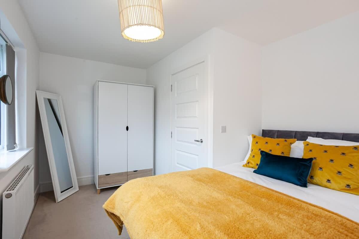 Ambassador House By Truestays - Luxury 4 Bedroom House In Stoke-On-Trent Etruria Екстер'єр фото